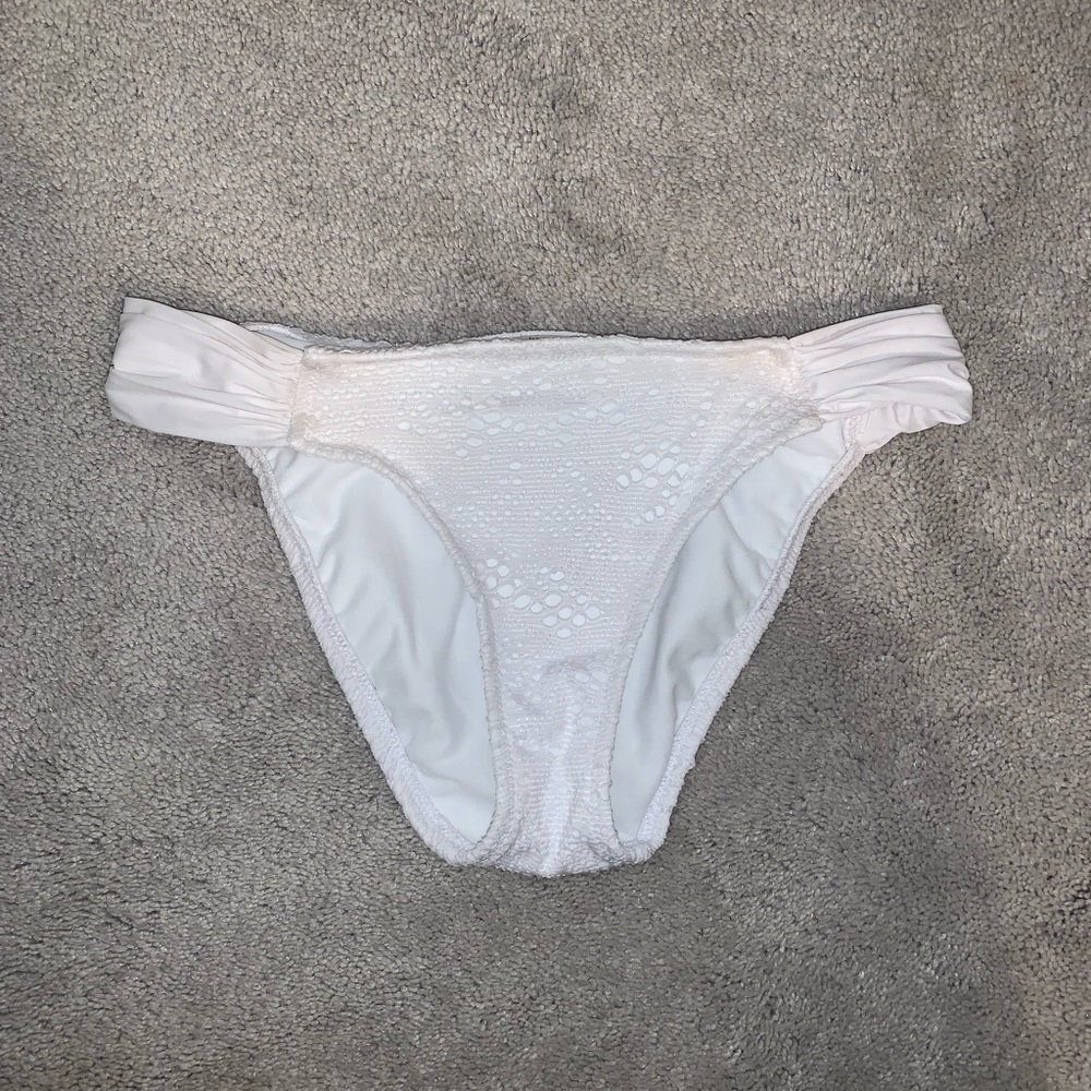 Bikini bottoms